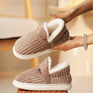 🌙 🔥 Limited Offer | Cozy Plush Slippers – Comfort Beyond the Clouds!