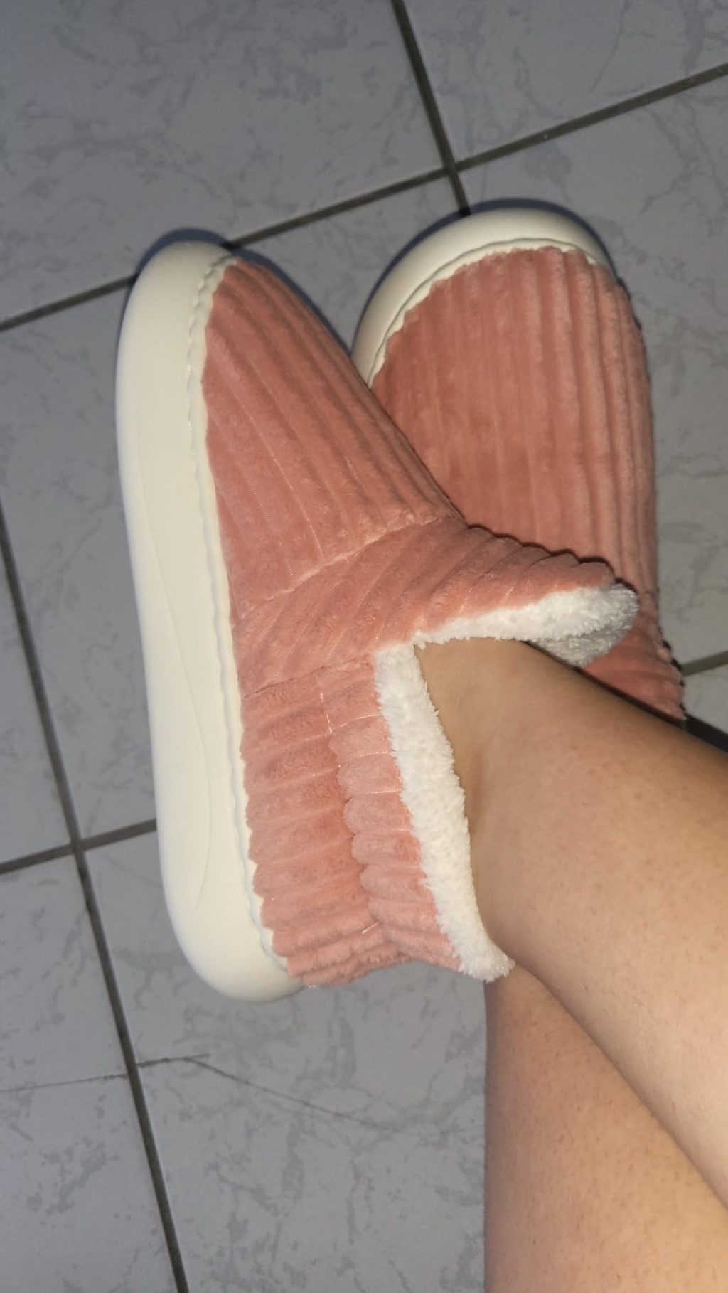 🌙 🔥 Limited Offer | Cozy Plush Slippers – Comfort Beyond the Clouds!